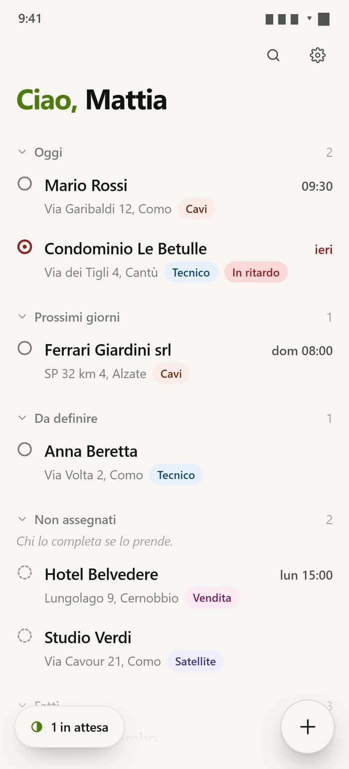 Evolgarden operator app: today's visits on a phone, with category tags and an offline queue